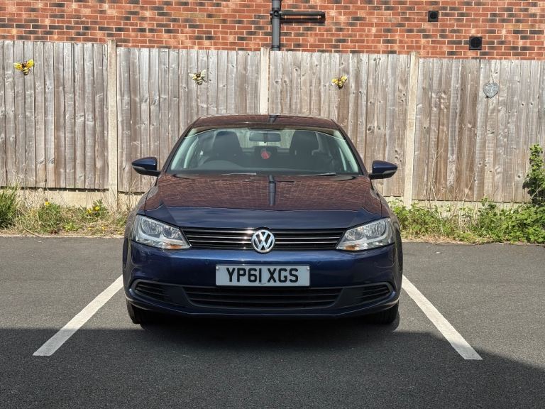 **AUTOMATIC** VW JETTA 1.6 TDI