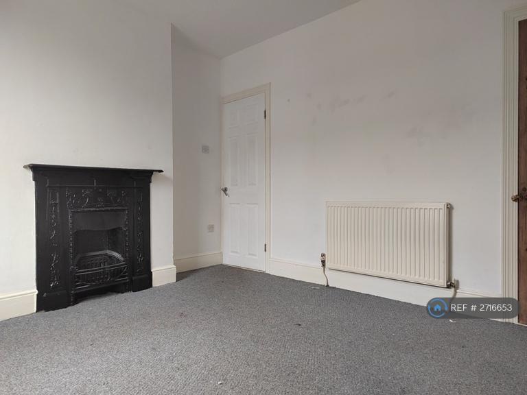 3 bedroom house in Jefferson Road, Sheerness, ME12 (3 bed) (#2716653)