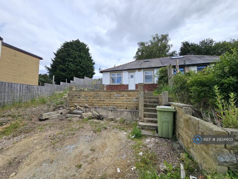 2 bedroom house in Kilner Bank, Huddersfield, HD5 (2 bed) (#2934403)