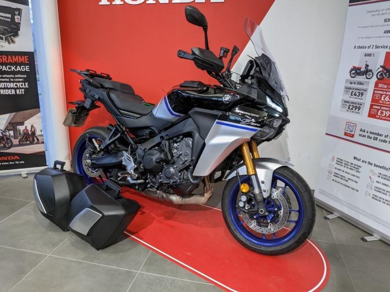 2025 YAMAHA TRACER 9 GT+ Y-AMT BLACK/SILVER ONLY 485 MILES IMMACULATE CONDITION