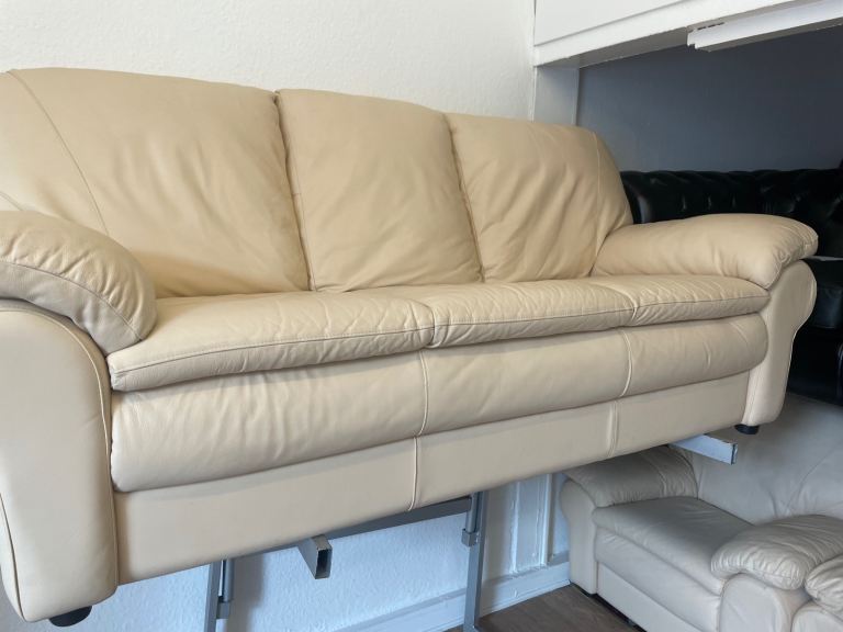 Quality second hand leather italion 3/1/1