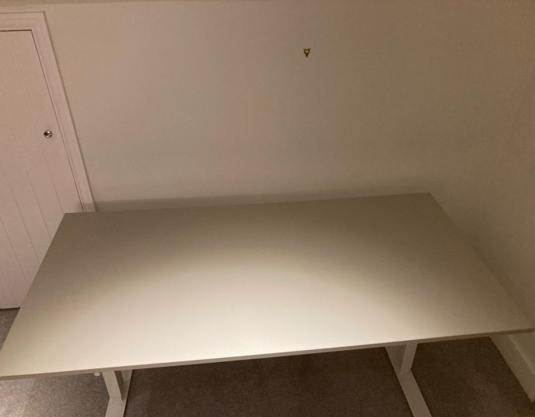 Ikea TROTTEN Desk sit/stand, beige/white, 160x80 cm