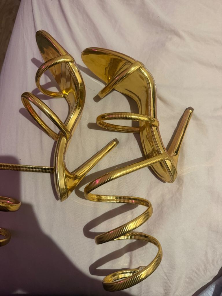 Gold Spiral Strap High Heels – Good Condition
