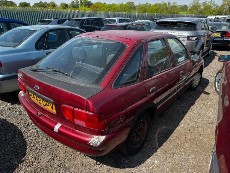 1997 FORD ESCORT MK6 BREAKING SPARES PARTS