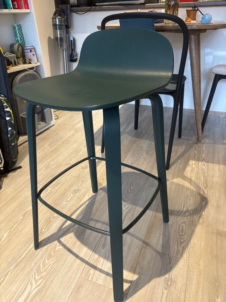 Muuto Visu counter/bar stool