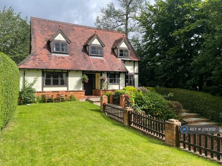 4 bedroom house in Forty Green, Beaconsfield, HP9 (4 bed) (#2783132)