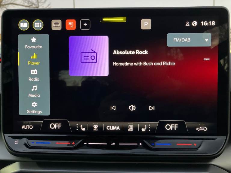 2025 SEAT Leon 1.5 TSI 150 FR Black Edition 5dr [DAP] Hatchback PETROL Manual