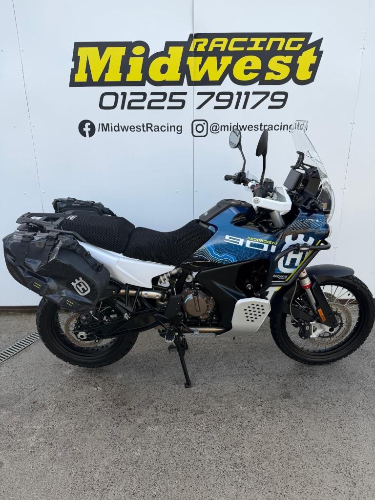 Husqvarna 901 NORDEN EXPEDITION 2023