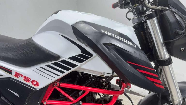 Yamasaki F51 F51 50CC GEARED BIKE RUNNING PROJECT BIKE SPARES OR REPAIR