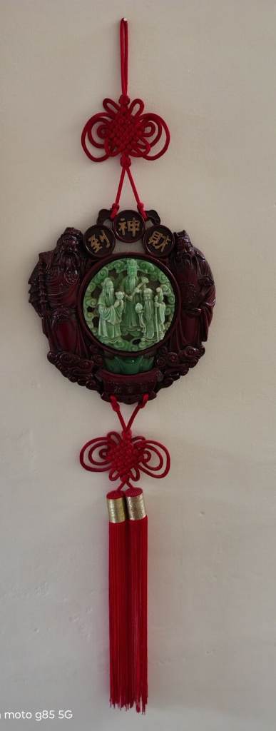 Wall Hanging. Chinese Knot Tassel  – Decorative Figurine