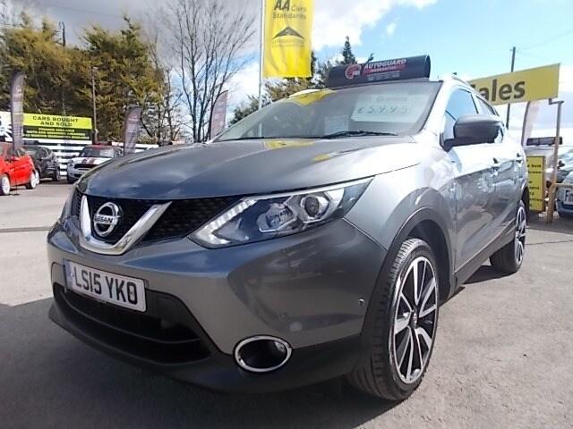 2015 Nissan Qashqai 1.6 dCi Tekna 5dr HATCHBACK Diesel Manual