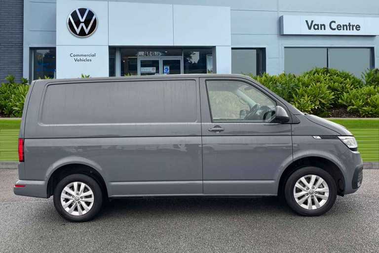 2024 Volkswagen Transporter 2.0 TDI 110 Highline Van Van Manual