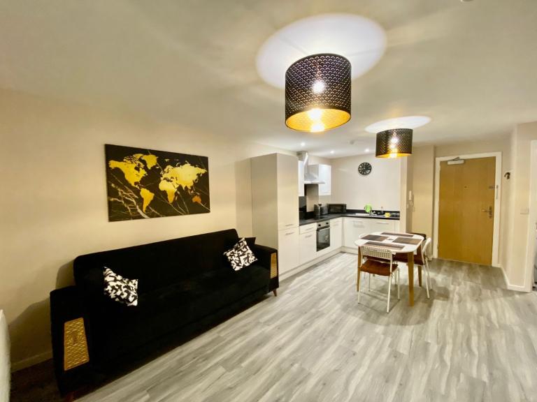 Top Floor One BedRoom Corner Flat with Secure Paking 