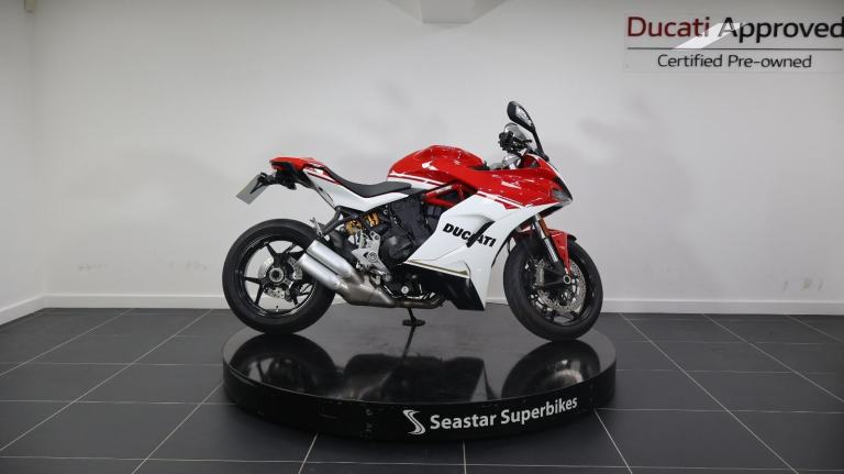 DUCATI SUPERSPORT - 2020 - 3550 MILES