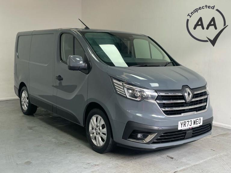 2023 Renault Trafic SL30 Extra SWB 2.0l Blue dCi 130ps Panel Van Diesel Manual