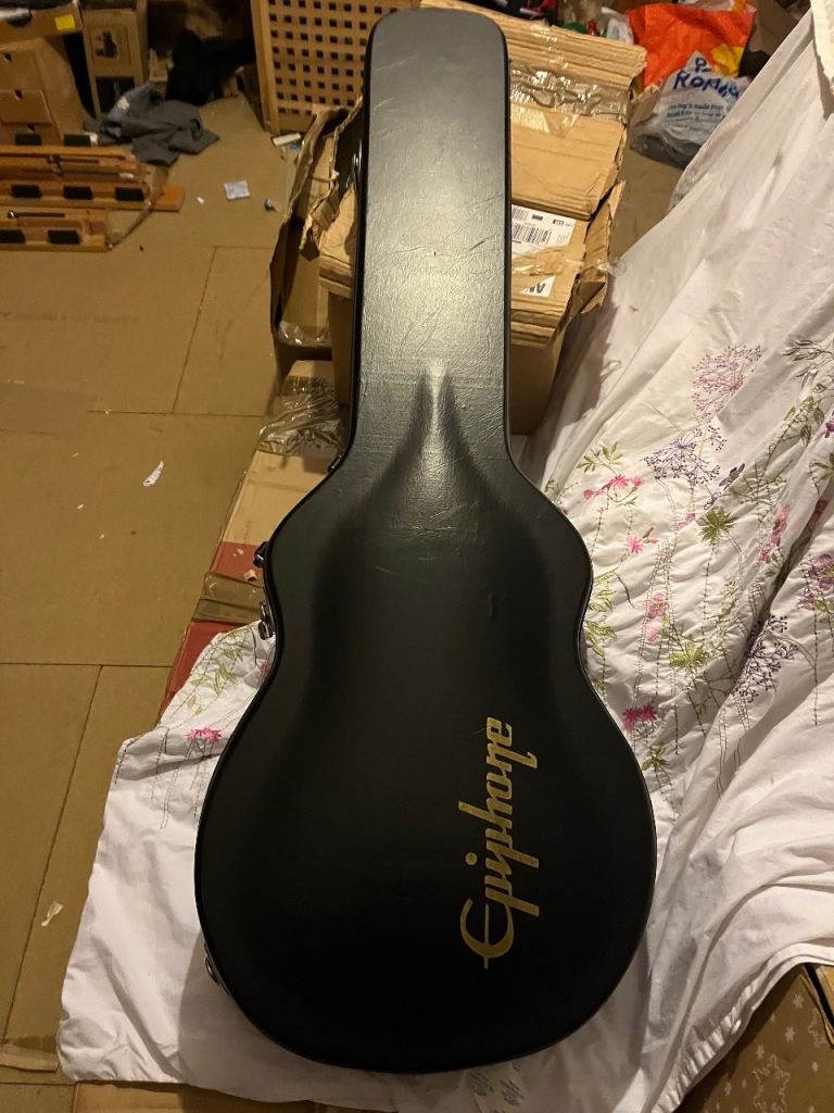 Epiphone Les Paul hardcase excellent condition 