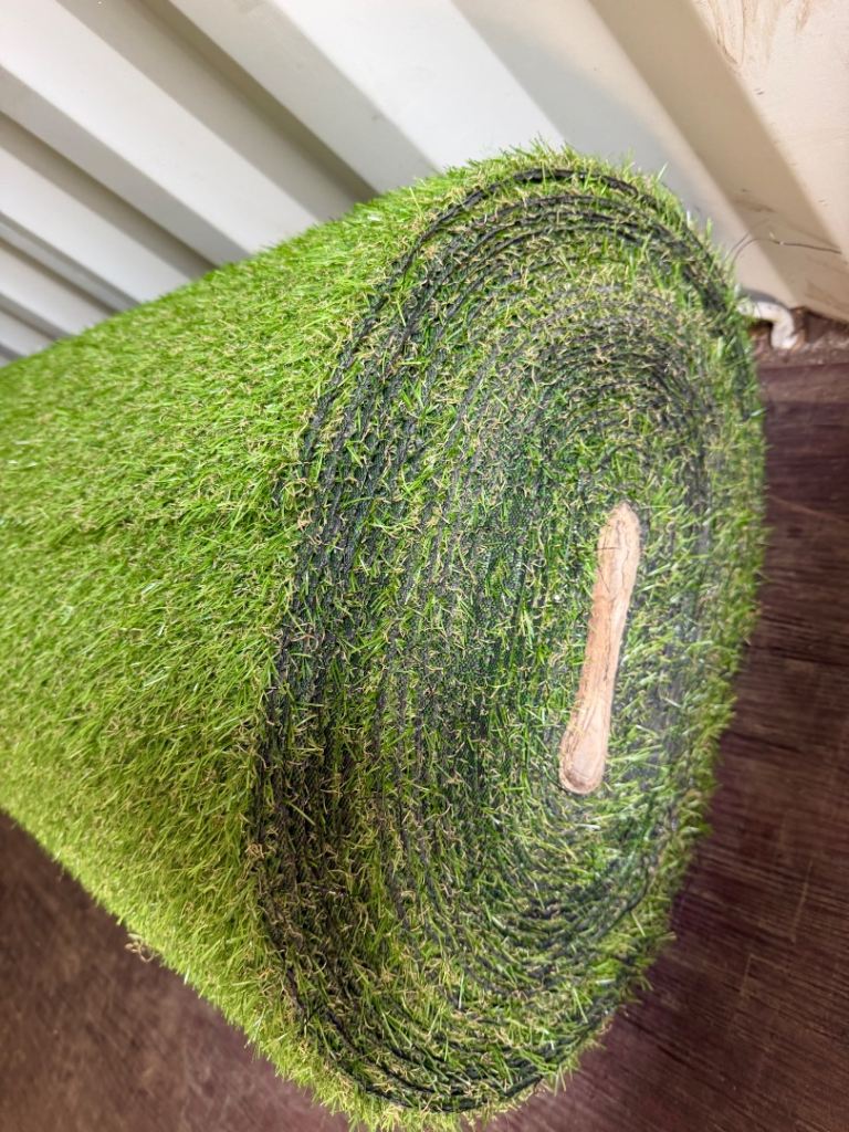 Artificial grass 