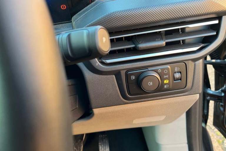 2025 Ford Transit Custom 320 Limited AUTO L2 LWB Double Cab In Van FWD 2.5 PHEV 232ps Low Roof Au...