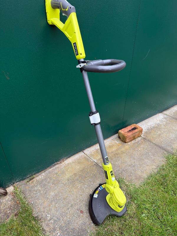 Ryobi 18V ONE+ OLT1832 Cordless Grass Trimmer (Battery/Charger Not Included)