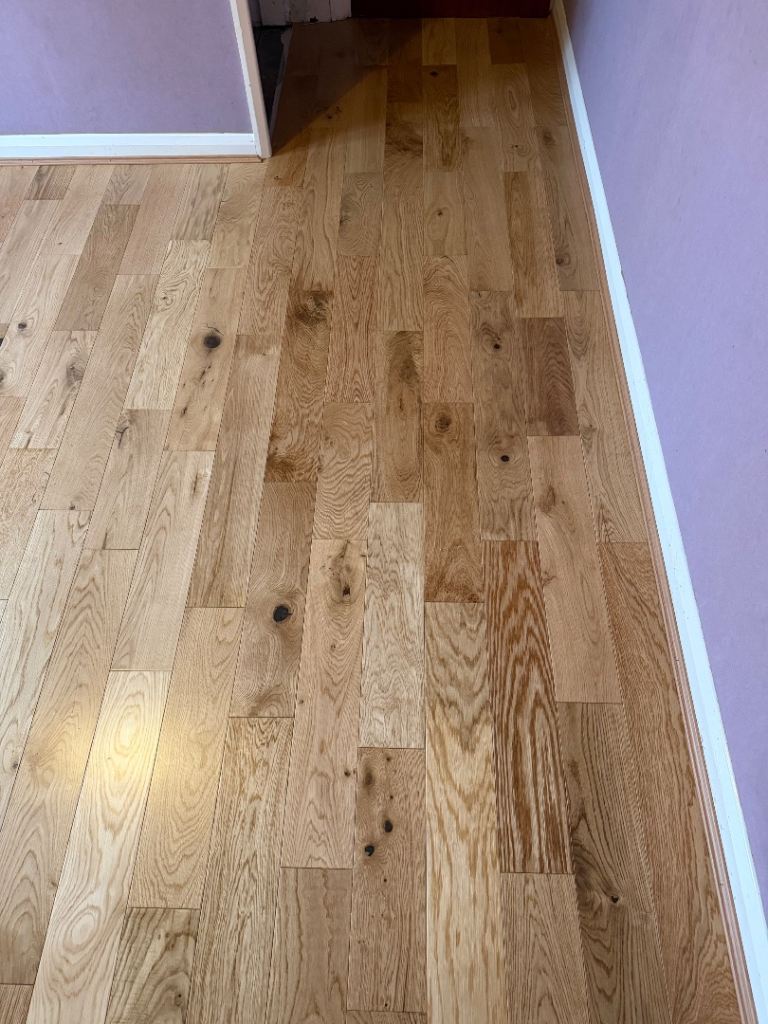 We do All type of flooring carpeting,laminate flooring etc.carpet installer/ technician.