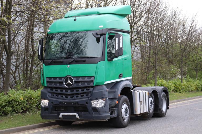 MERCEDES AROCS 2545 STREAMSPACE 6X2 MIDLIFT TRCTOR (2016)