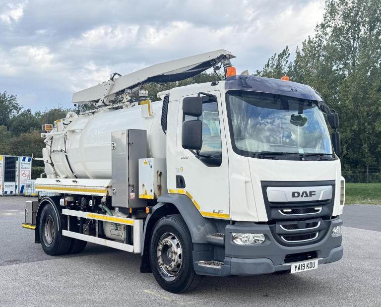 2019 19 plate Euro 6 DAF LF260 4X2 18t Gully Emptier