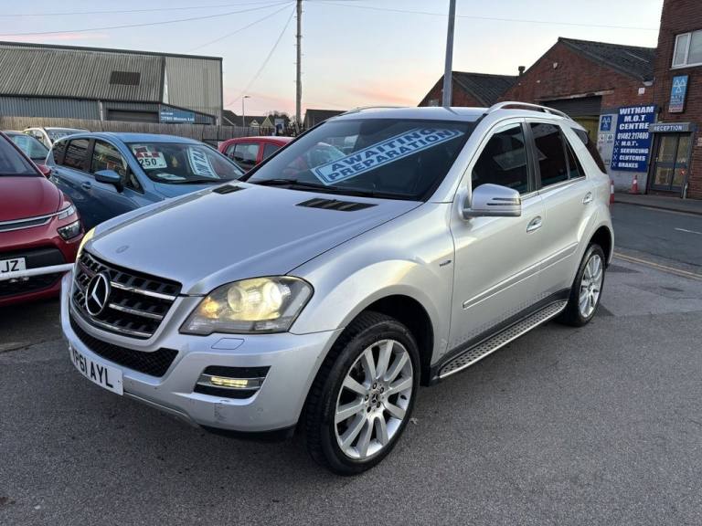 2011 Mercedes-Benz M Class 3.0 ML300 CDI V6 BlueEfficiency Grand Edition SUV 5dr Diesel G-Tronic ...
