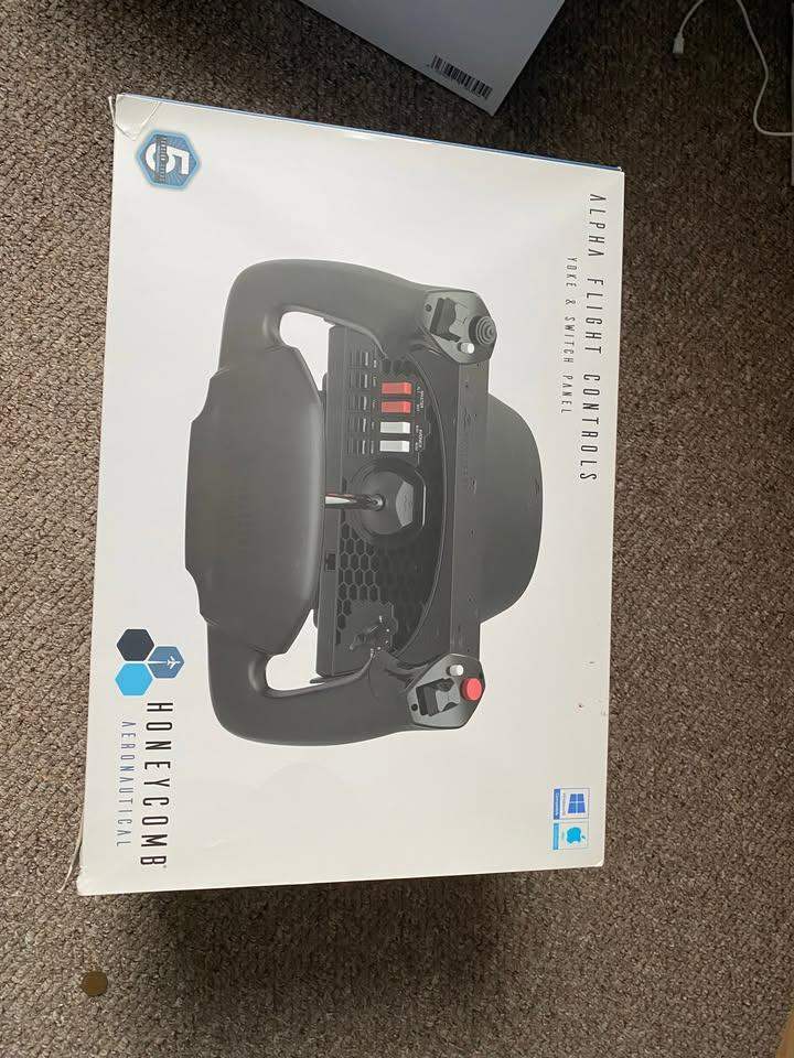 Honeycomb Aeronautical Alpha Flight Controls Yoke & Switch Panel - Like New