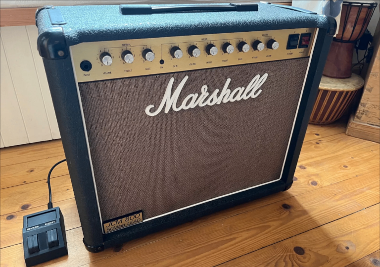 Marshall JCM 800 Lead Series Model 4210 50-Watt Lead Combo Vintage Guitar Amp for Fender/Gibson