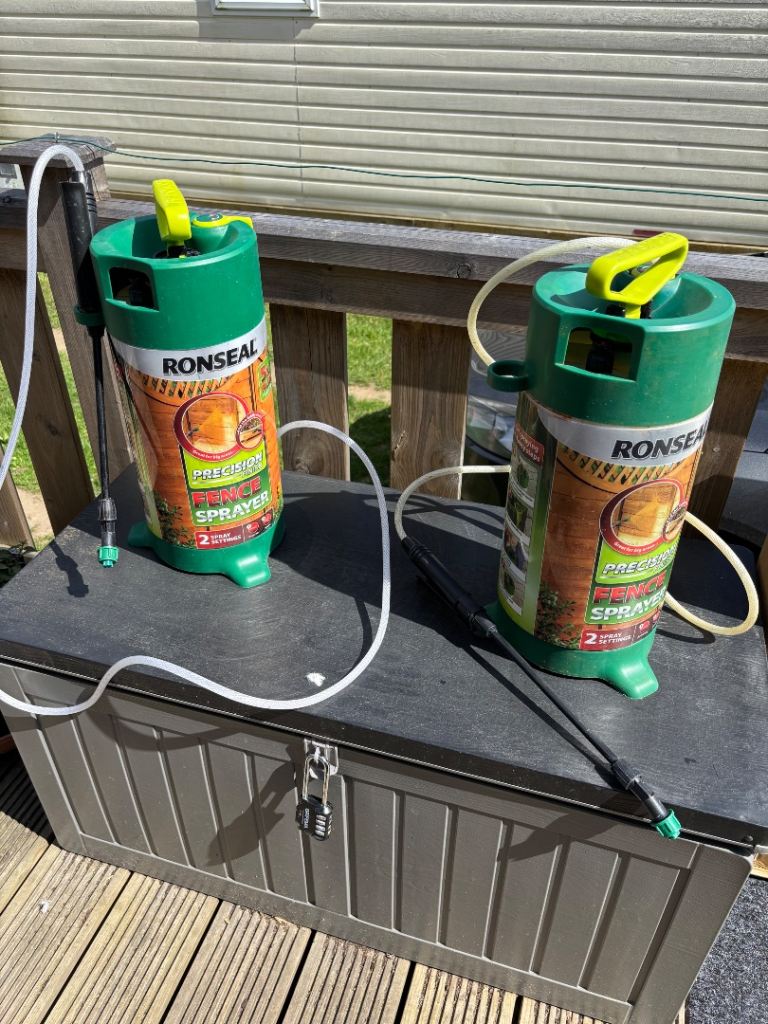 2 Ronseal Fence Sprayers 
