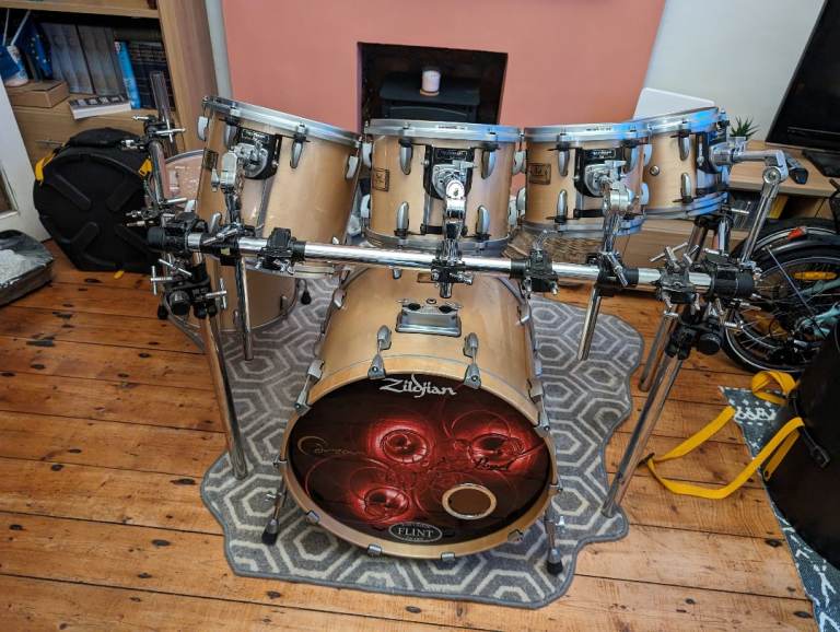 Pearl Masters Studio 7-piece birch drumkit including matching snare