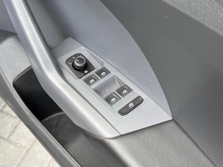 2019 Volkswagen T-Cross 1.6 TDI R-Line 5dr HATCHBACK DIESEL Manual