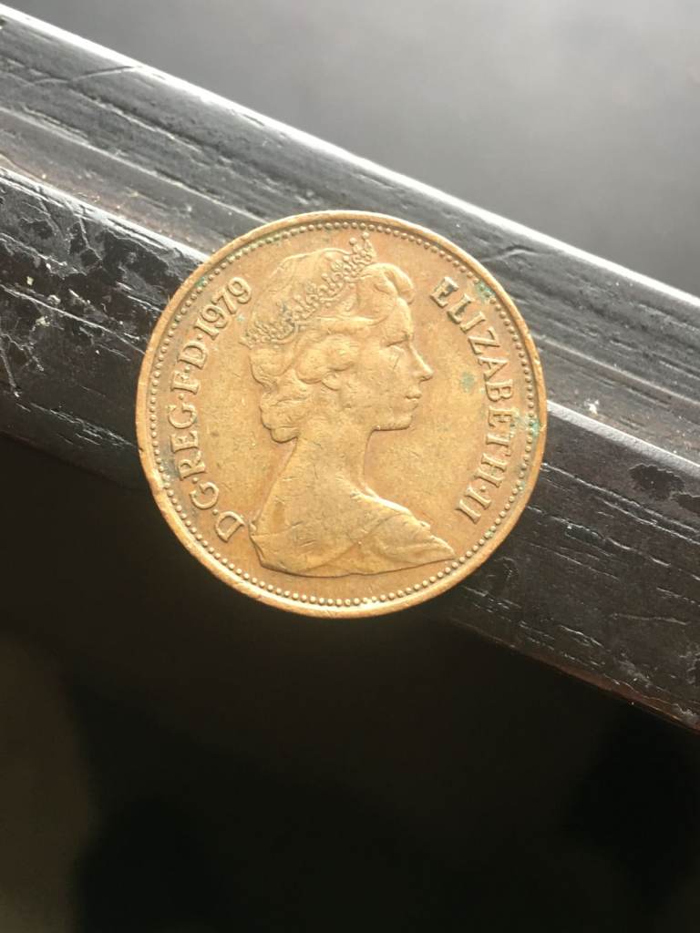 extremely rare New Pence ELIZABETH II D.G. REG .F.D.1979