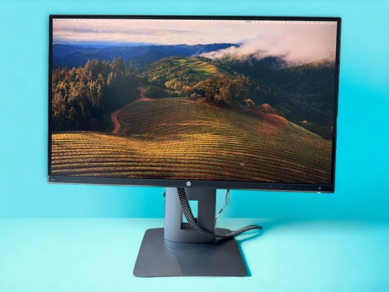 HP Z27n 27-inch Narrow Bezel IPS Monitor - Excellent Used Condition (RRP-£249.95)