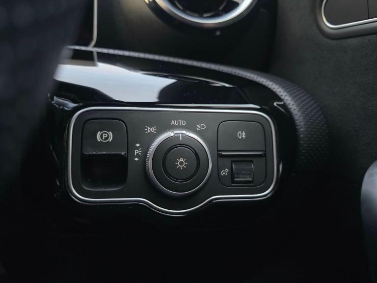 2019 Mercedes-Benz A-Class A180d AMG Line Executive 5dr Auto HATCHBACK DIESEL Automatic