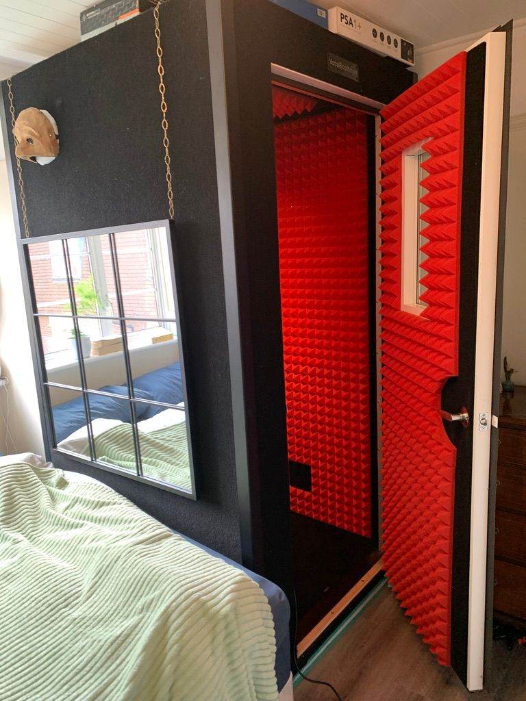 Vocalbooth 4x4 Platinum Series Recording Booth - Reduced Price 3.8k -> 2k