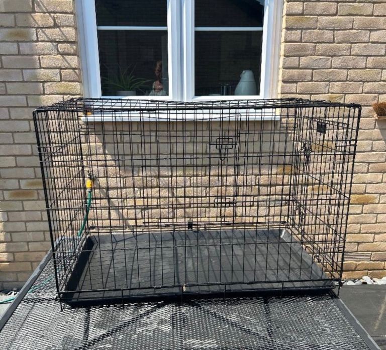 Dog crate large with cover