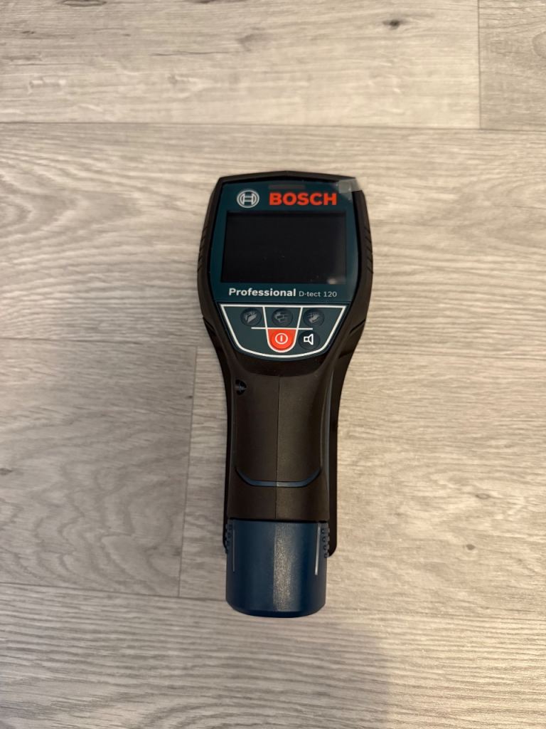 Bosch D-Tect 120 Professional Wall Scanner – Like New + Case