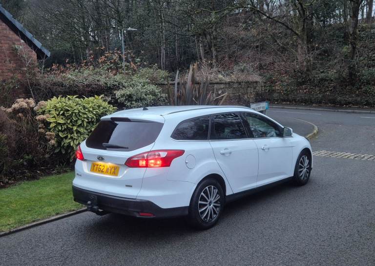 Ford, FOCUS, Estate, 2012, Manual, 1560 (cc), 5 doors