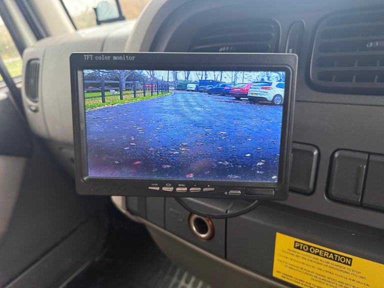 DAF LF 210 BEAVER TAIL WITH WINCH