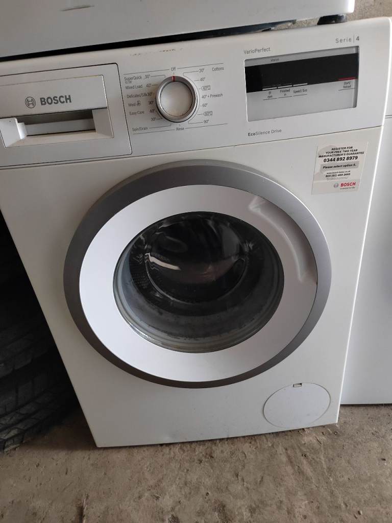Bosch Washing Machine – White, Good Condition
