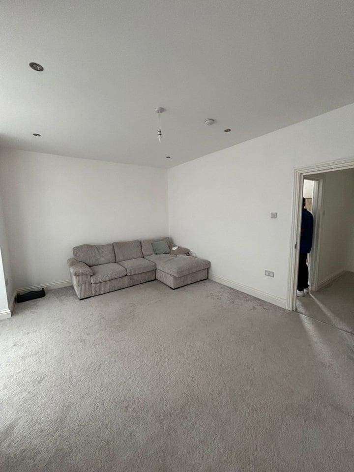 3-Bedroom Fully Furnished Flat to Rent – Ilford (IG1 3JJ)