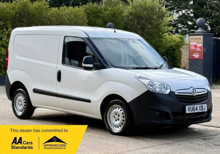 2015 Vauxhall Combo 1.6 CDTi 2000 16v Tecshift FWD L1 H1 (s/s) 3dr Diesel