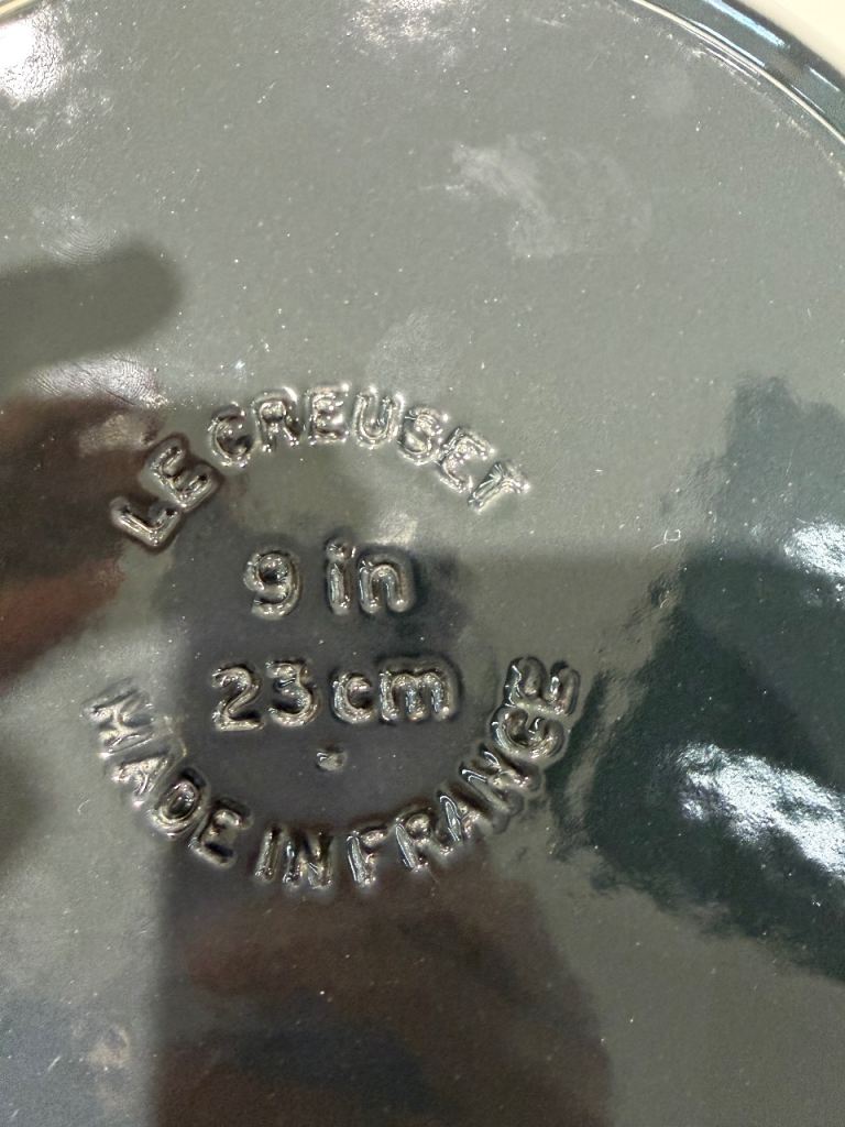 Le Creuset 23cm Frying Pan - Grey, As Good As New