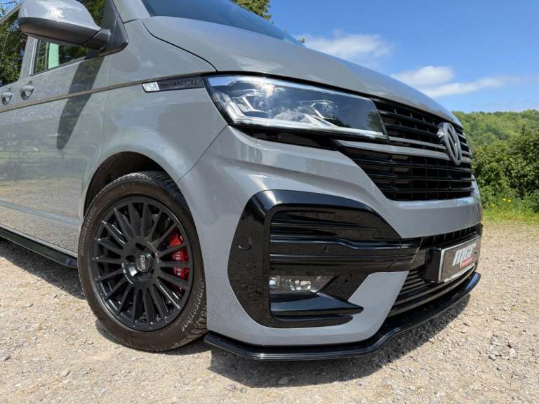 VW Transporter T32 Kombi 204 DSG Highline, Huge Spec, Genuine Leighton Van Model