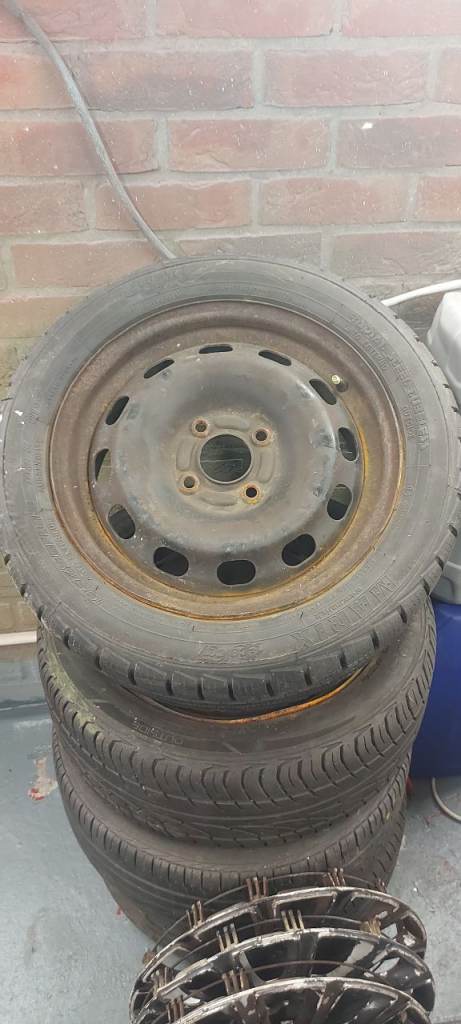 Ford 15" 4 stud wheels,tyres and wheel trims,spares,restoration. s, classic car.