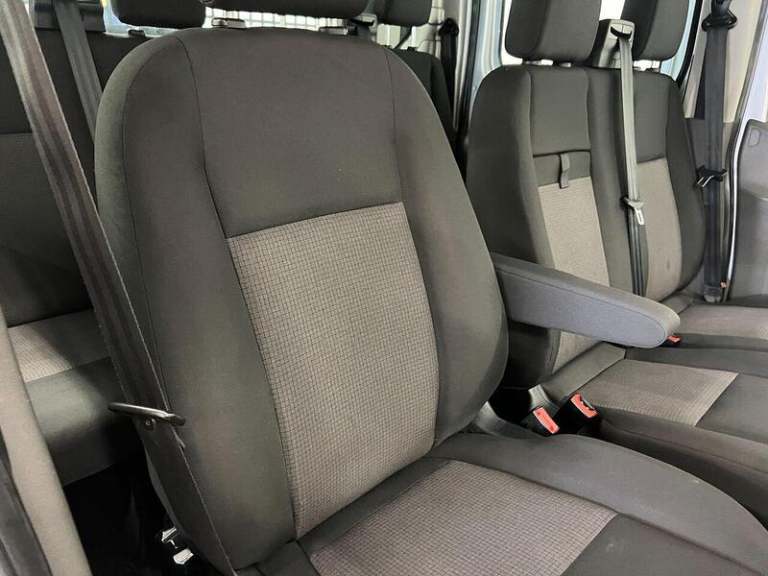 2020 Ford Transit 2.0 EcoBlue 130ps Double Cab Chassis CHASSIS CAB DIESEL Manual