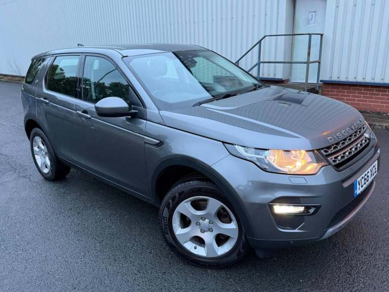 2016 Land Rover Discovery Sport 2.0 TD4 SE Tech 5dr [5 Seat] ESTATE DIESEL Manual