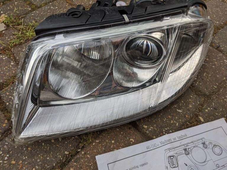 VW Passat headlight