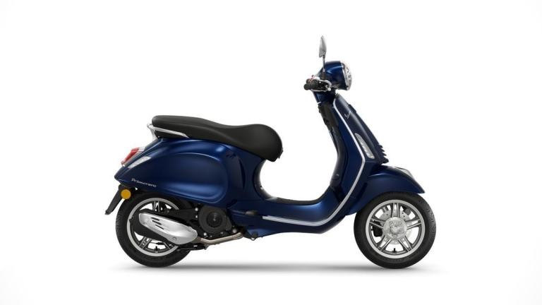 Vespa Primavera 125 E5+ | SAVE £701